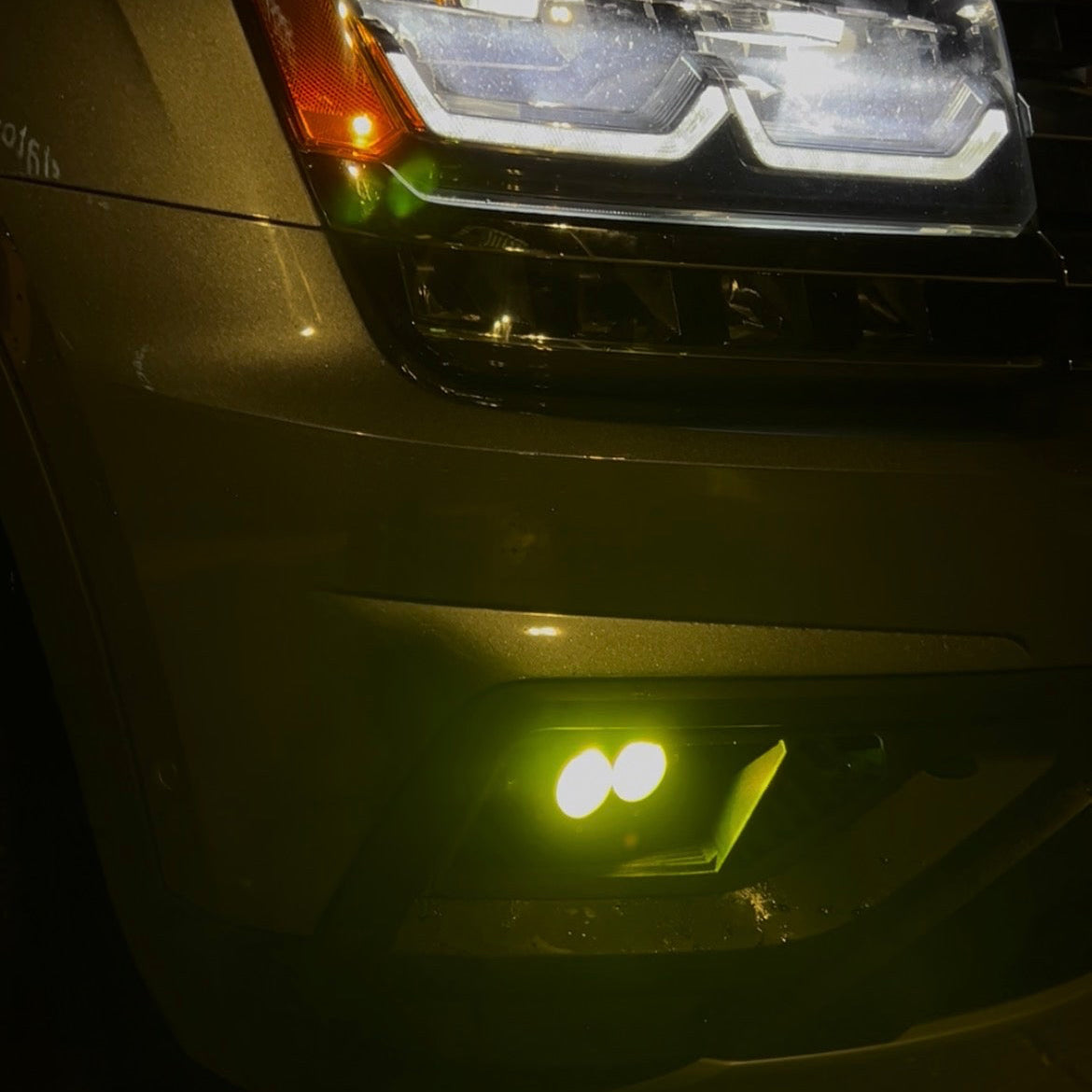 2018-2020 VW Atlas (CA1) Front Auxiliary Light Bracket