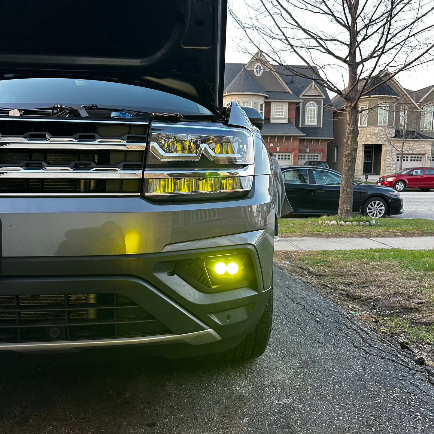 2018-2020 VW Atlas (CA1) Front Auxiliary Light Bracket