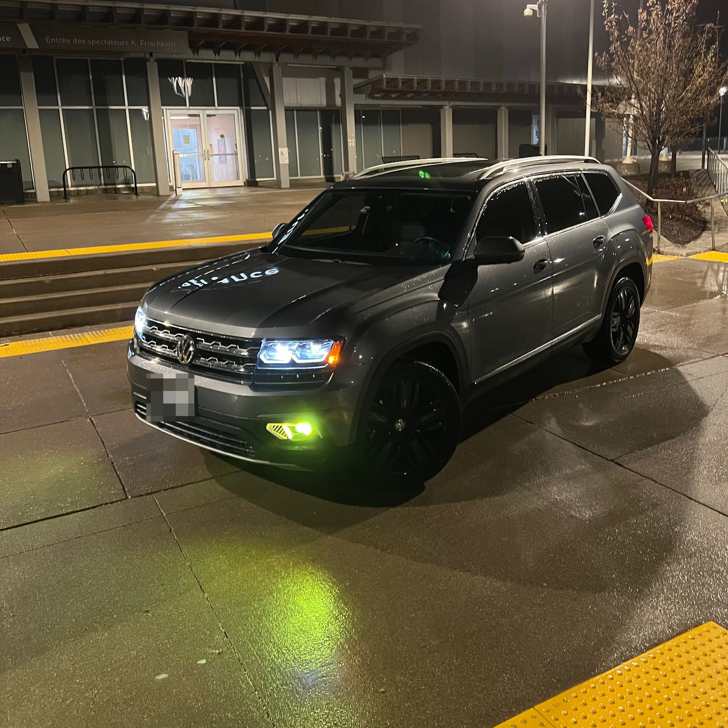 2018-2020 VW Atlas (CA1) Front Auxiliary Light Bracket